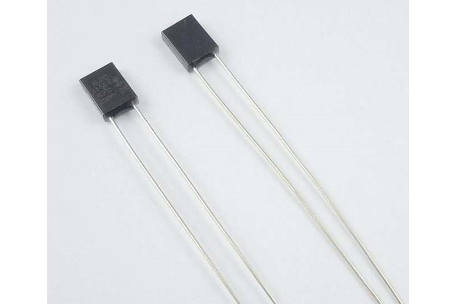 FUSE 5A 250V CAP TYPE TERMAL THT
