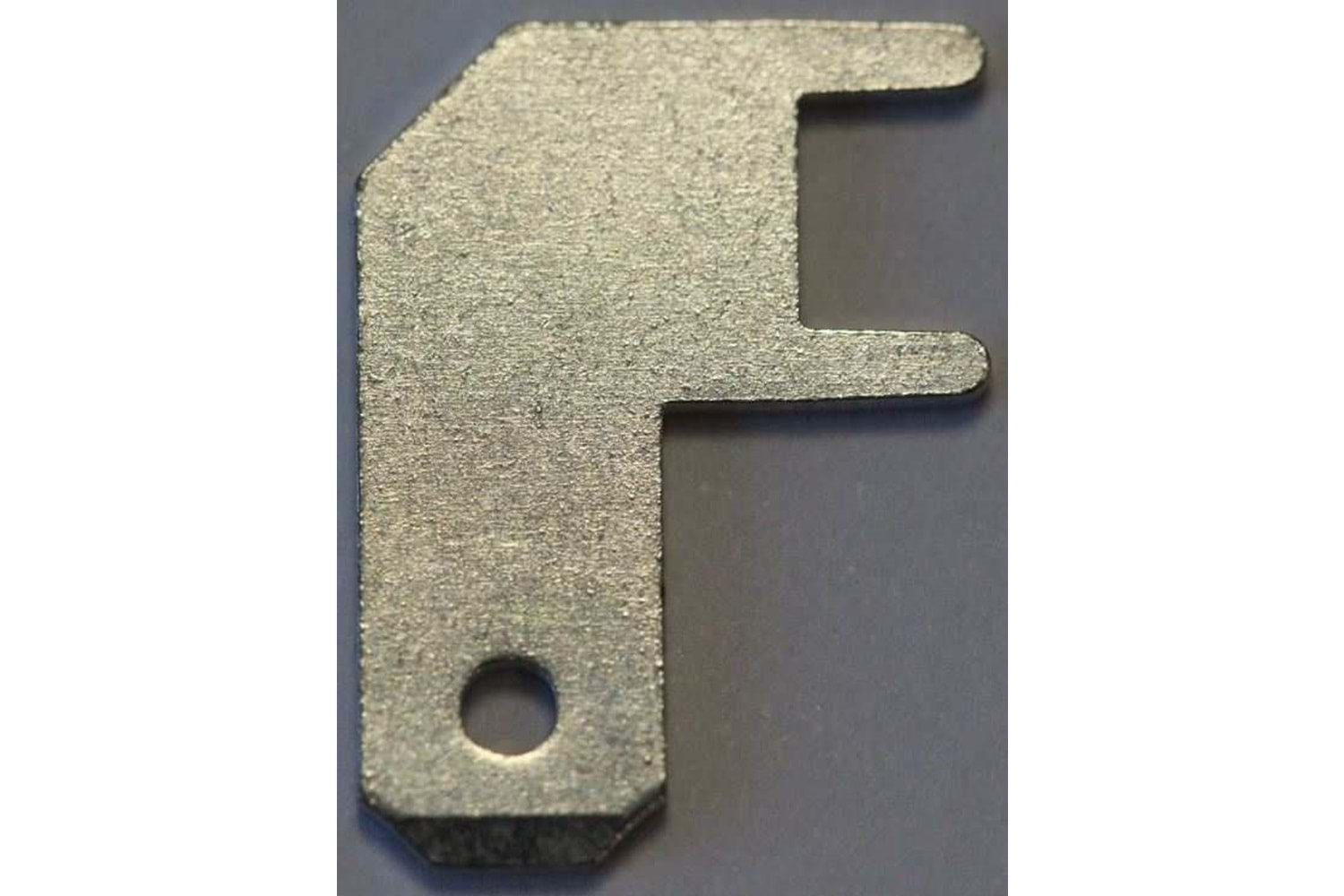 CONN DISC MT P1.2-4,8CUZN N/1,75 90* THT