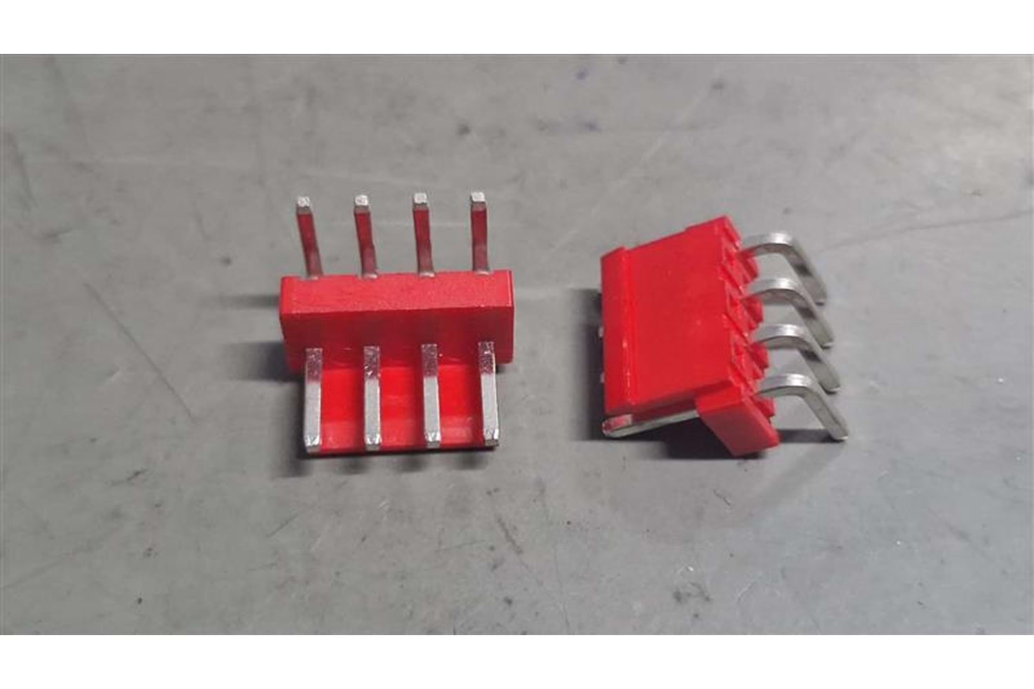 CONN 4P(1x4) 90° 3.96mm MALE OPEN RED THT