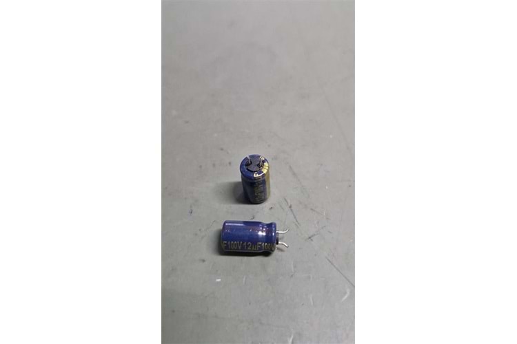 #CAP 12uF 100V 5X7X5MM 1000H THT