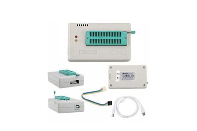PROGRAMMER TL866-II UNIVERSAL MICROCONTROLLER
