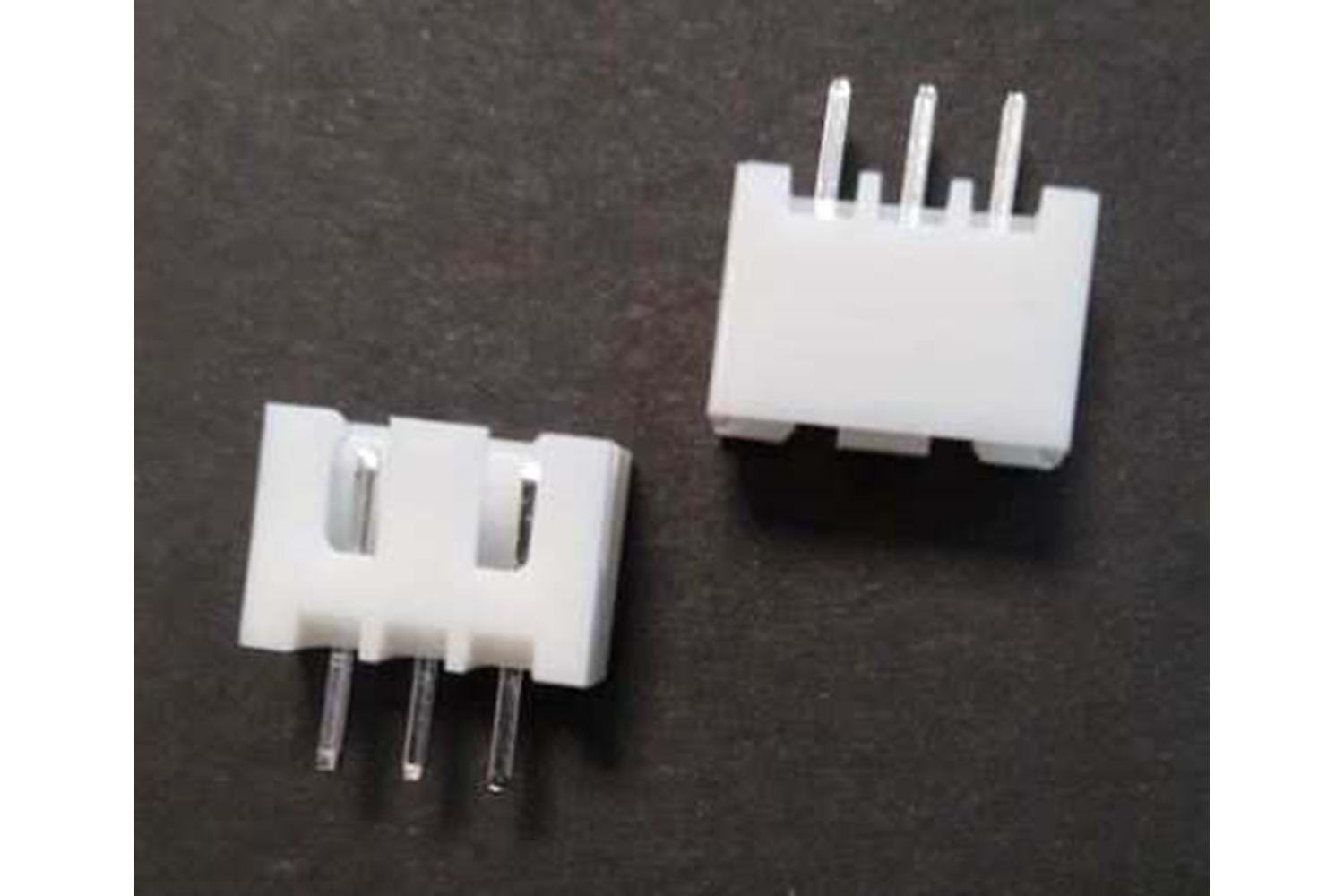 CONN 3P 2.50MM 180* WHITE TIN MALE THT