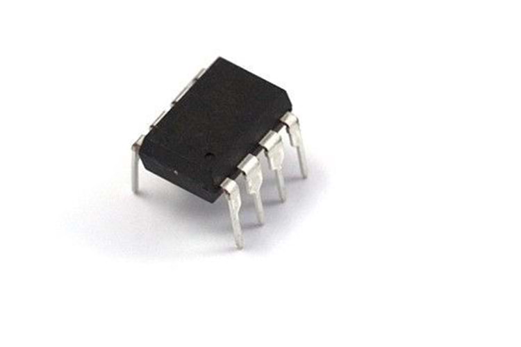 AMP LM741 THT8 ENTEGRE