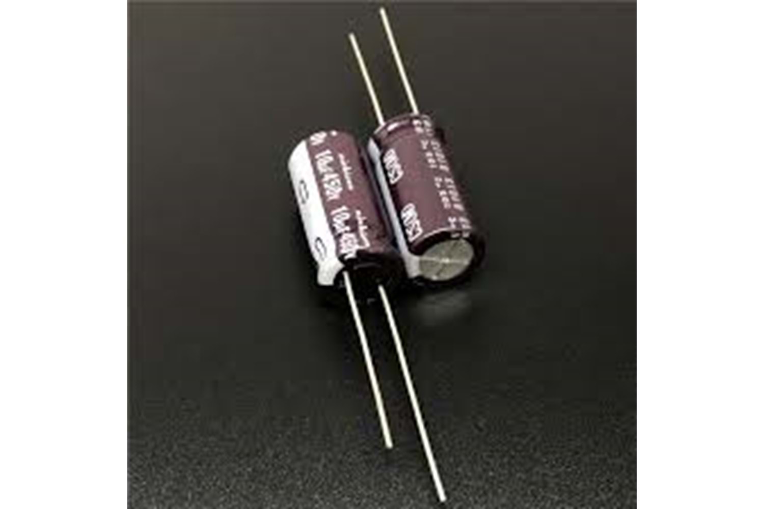 CAP EL 10uF 450V 10x20MM 5MM 105C THT