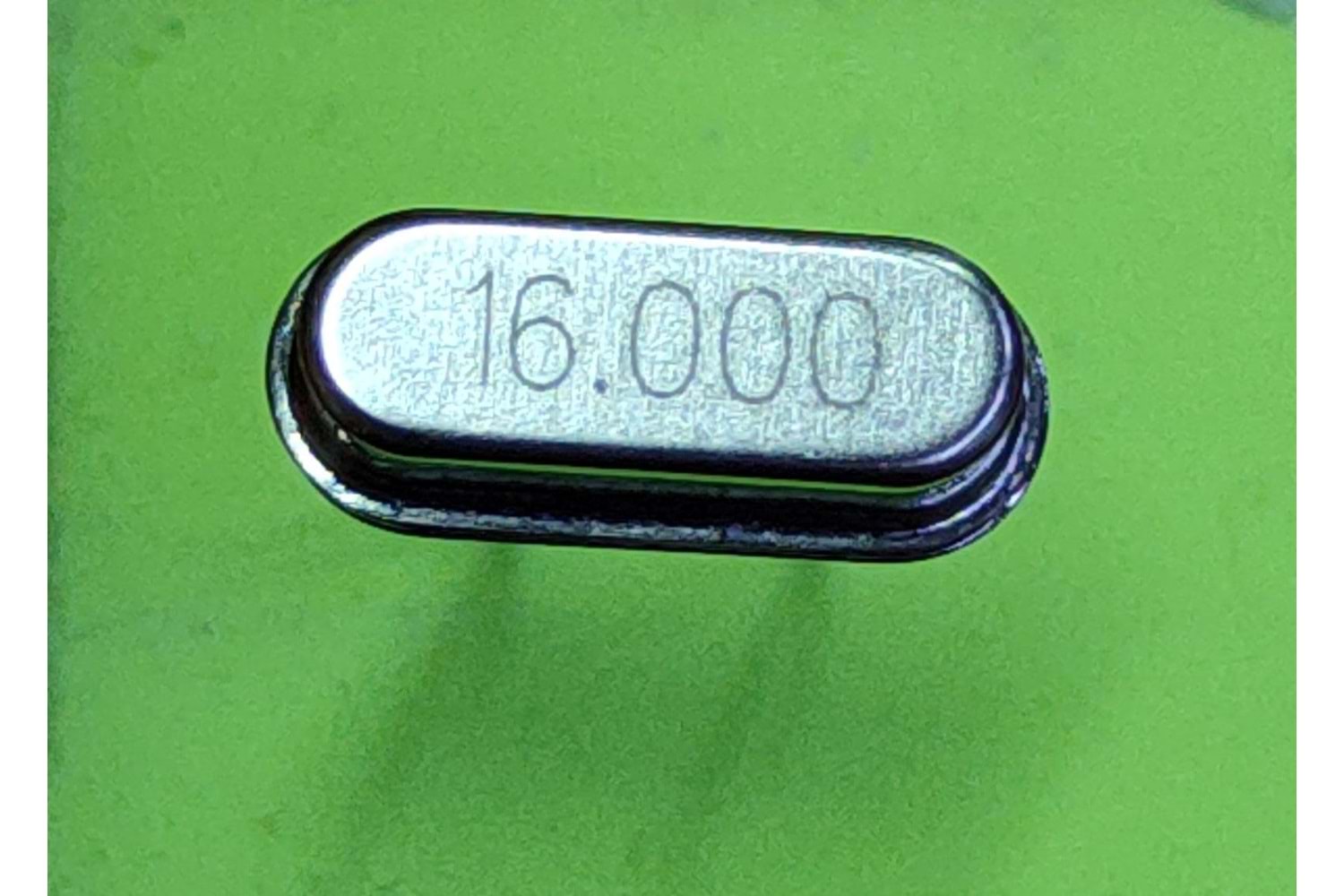 CRYSTAL 16MHZ THT (16.0000MHZ)