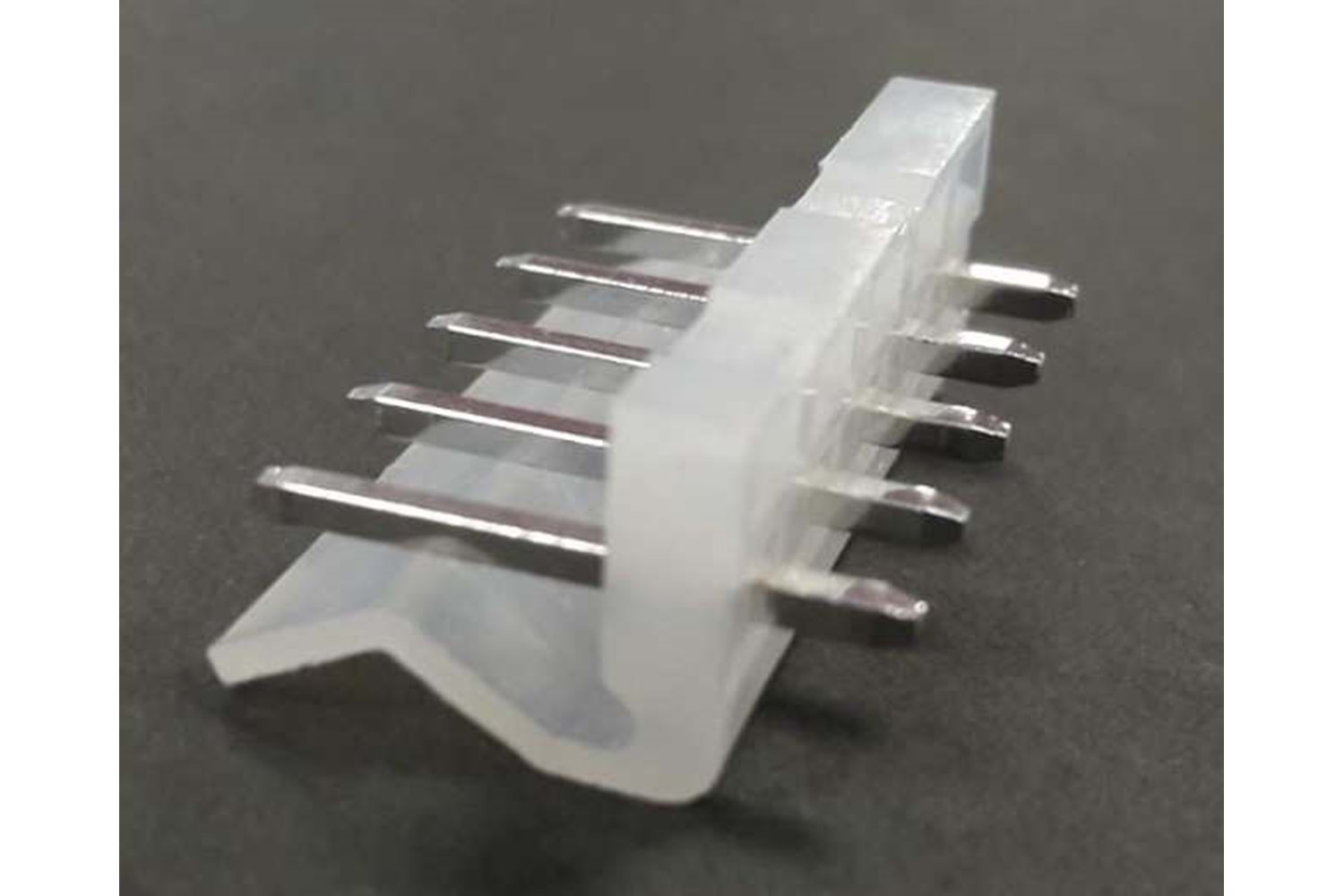 CONN 5P 5.08MM 180* MALE TRANSPARENT THT